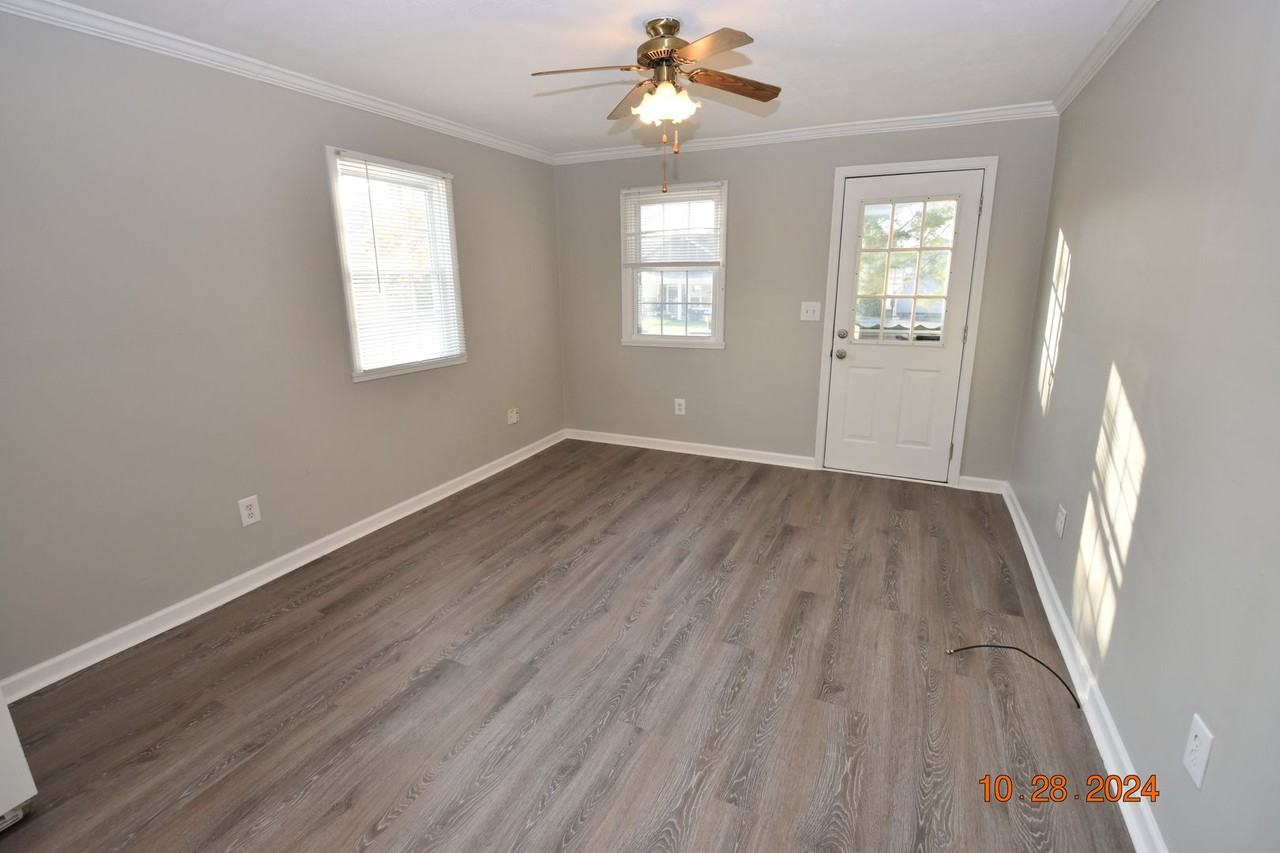 1226 E Second St - Photo 2 of 14