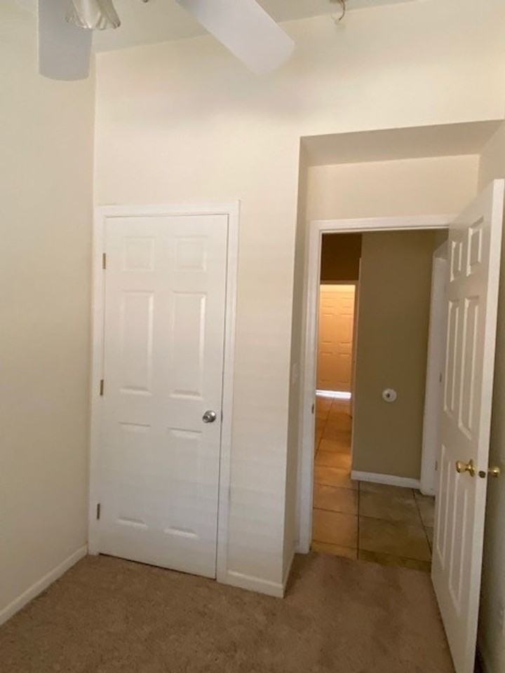 2832 S Teddy St - Photo 5 of 31