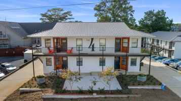 featured image of 123 N Donahue Dr