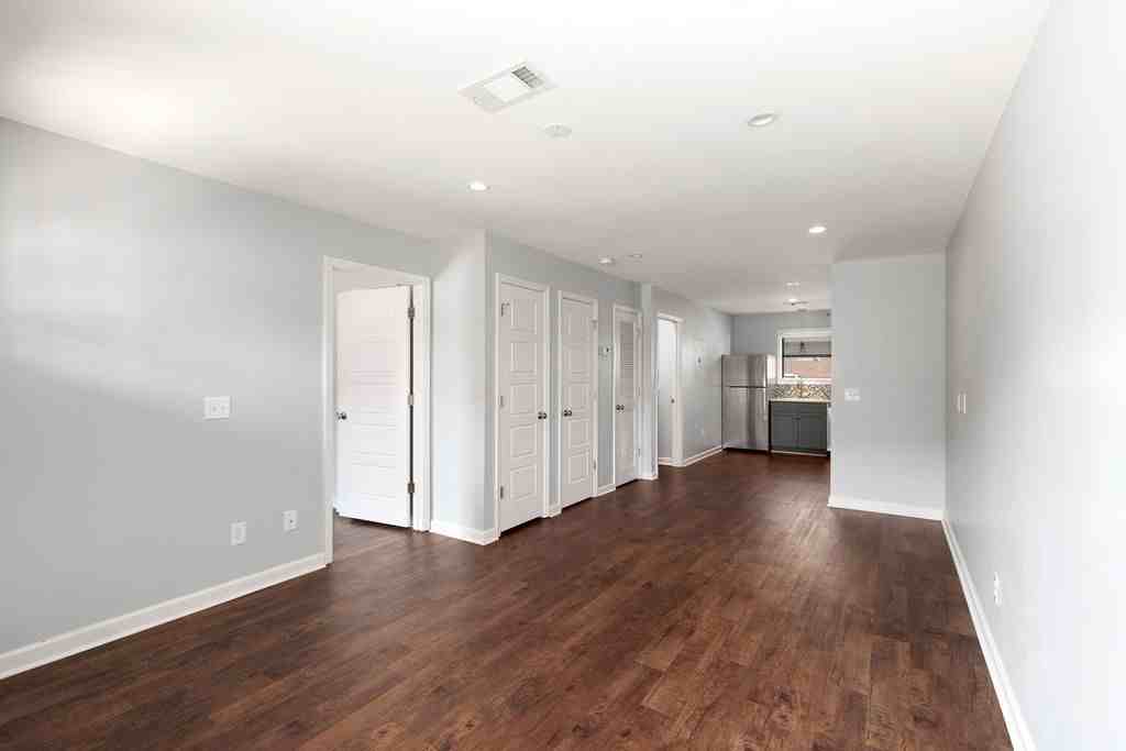 The 4 - Photo 5 of 10