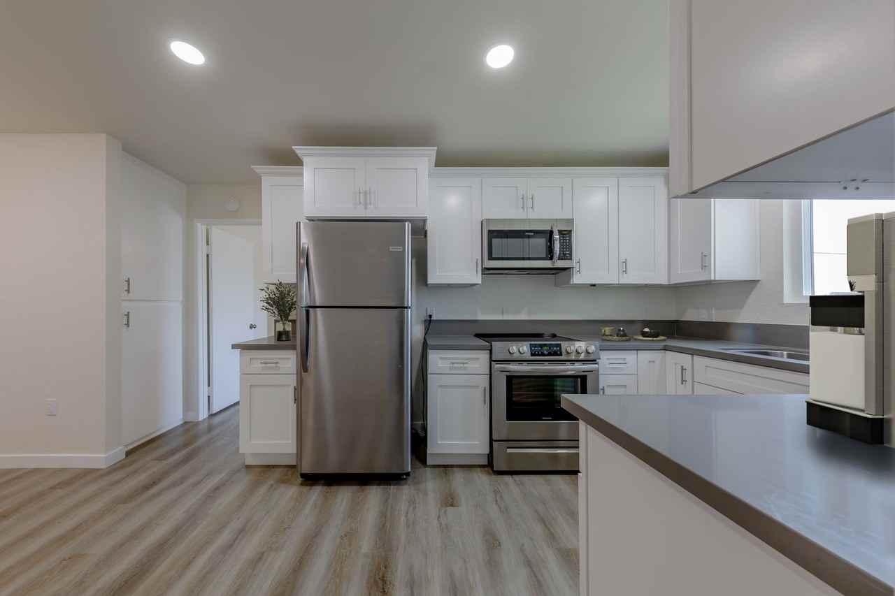 685 S Lincoln Ave #W - Photo 7 of 11