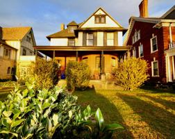 featured image of 1609 N Front St