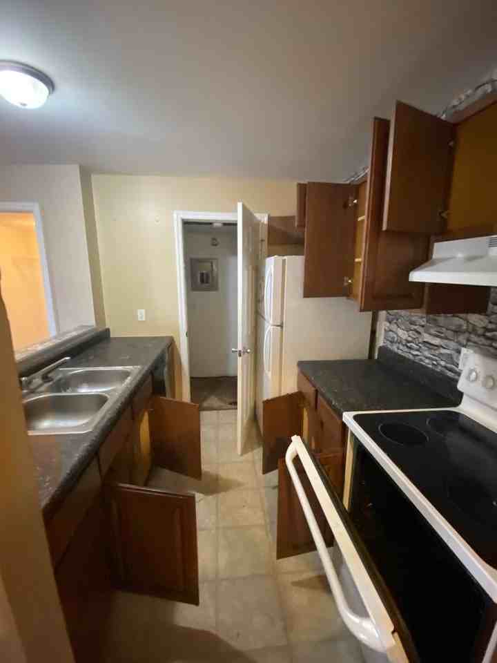 Harpy Eagle LLC - Photo 5 of 41