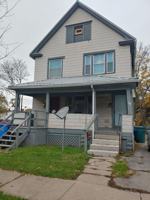 featured image of 32 Trust St