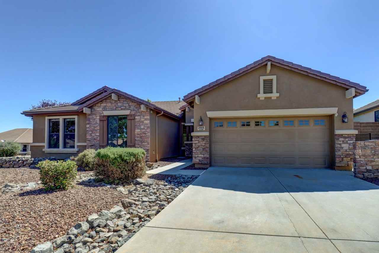 2905 Leonita Ct - Photo 3 of 47