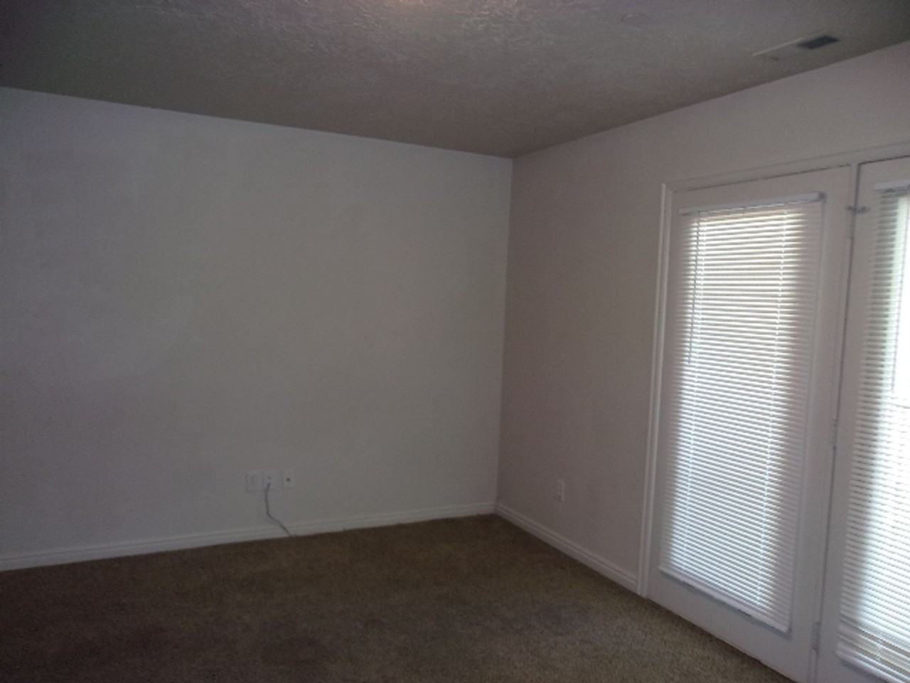 984 North Centennial Park Drive #993 - Photo 4 of 23