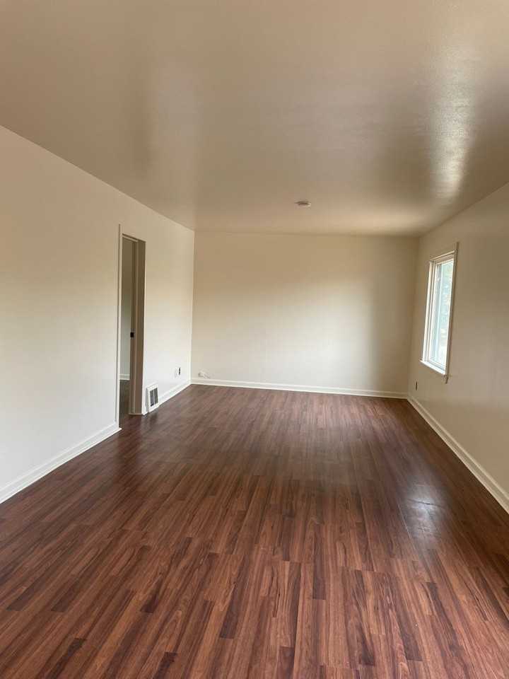 17661 State Route 194 - Photo 5 of 19