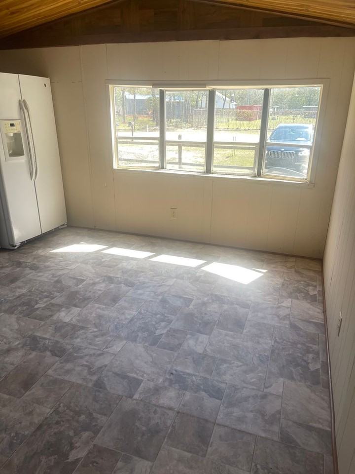 21 E Juniper Ave - Photo 3 of 8