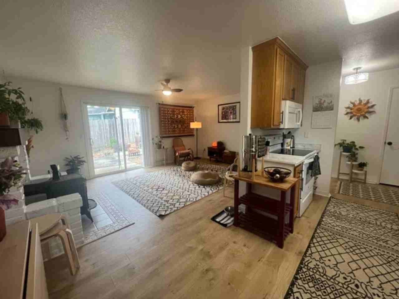 4610 Meyers Ave - Photo 2 of 33