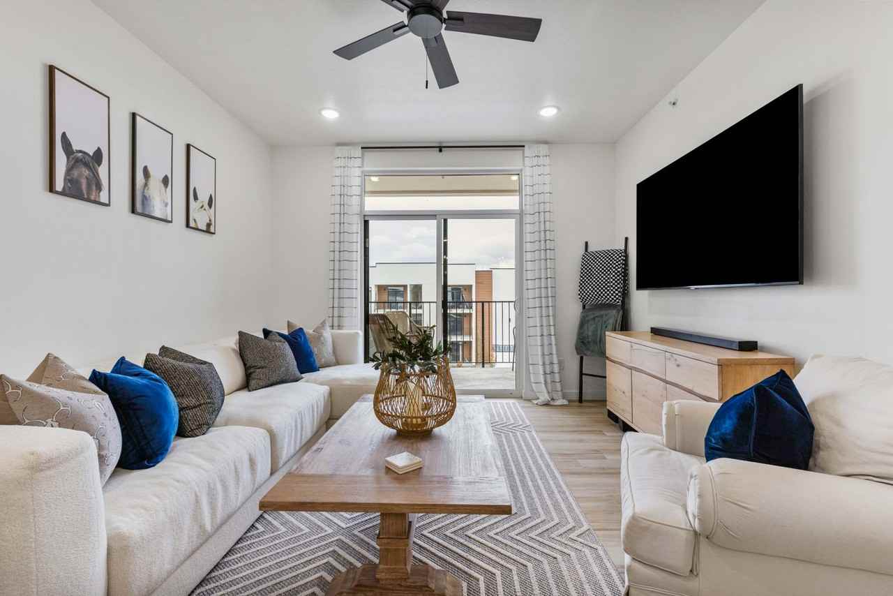 311 E Lorene St #2301 - Photo 2 of 30