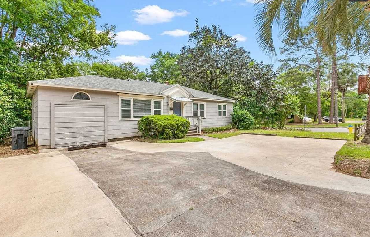 421 Murat St - Photo 2 of 19