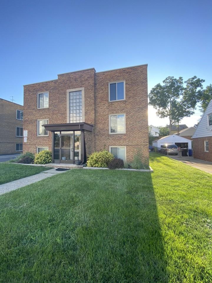 4248 Fulton Parkway - Photo 2 of 20