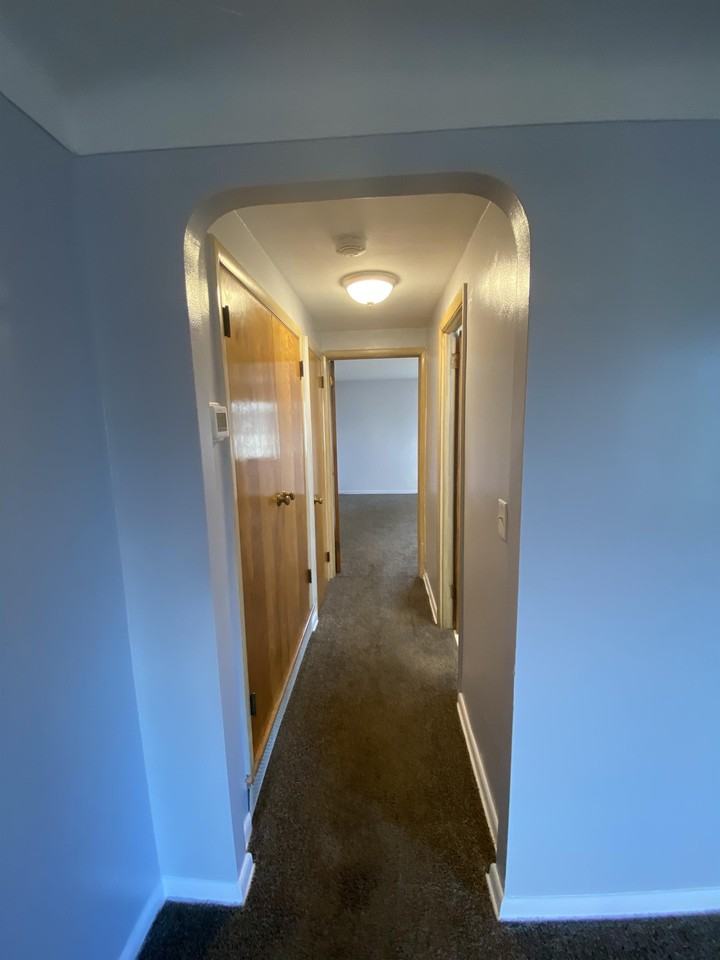 4248 Fulton Parkway - Photo 3 of 20