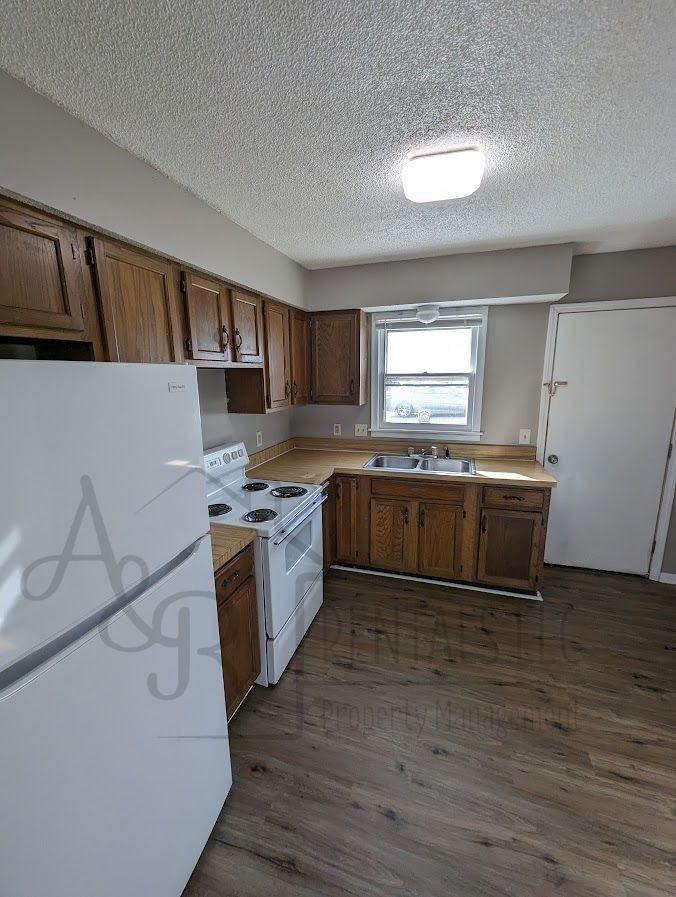 1012 South Rouse Street - Photo 2 of 20