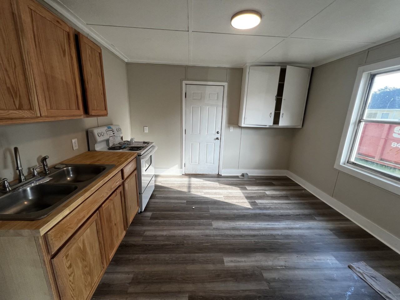 1009-C West Marion Street - Photo 3 of 9