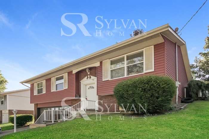 15 Pine St - Photo 2 of 15