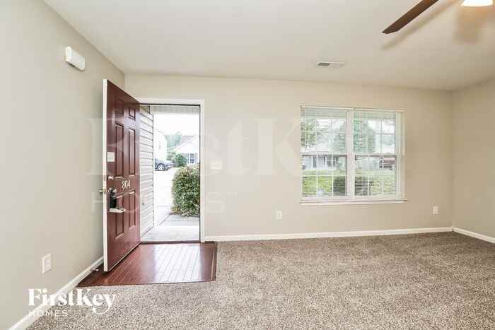 804 Kallamdale Ct - Photo 3 of 16