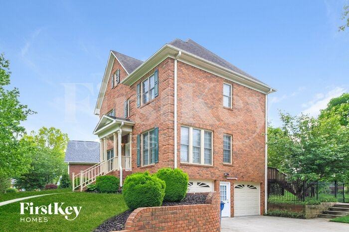 232 Kingsmill Dr - Photo 2 of 15