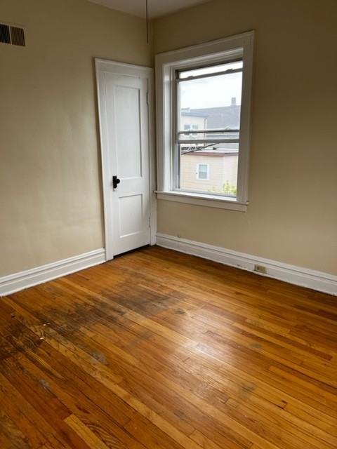4402 Magoun Ave #H - Photo 5 of 9