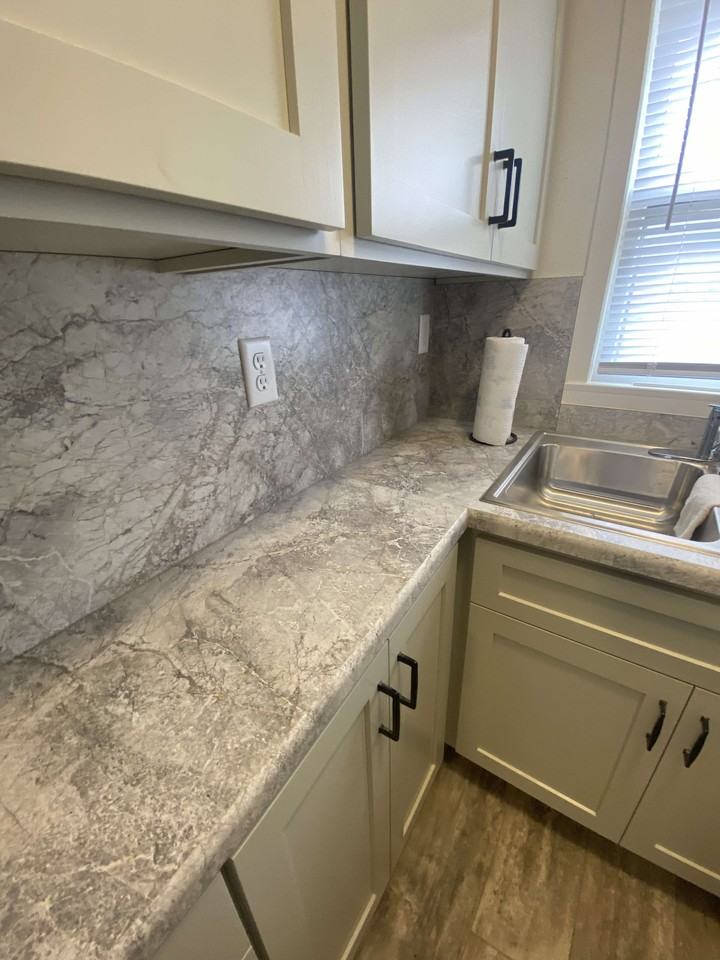 401 E 13th St #NA - Photo 3 of 14