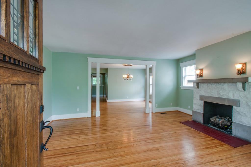 1106 Lawrence Ave #NA - Photo 6 of 22