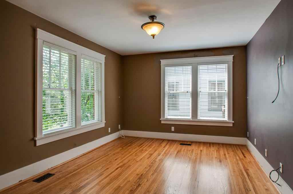 1106 Lawrence Ave #NA - Photo 7 of 22