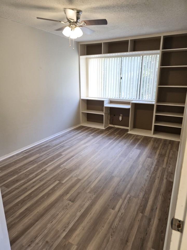 13 Larkspur Ln #13 - Photo 7 of 13