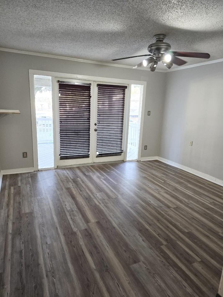 13 Larkspur Ln #13 - Photo 4 of 13