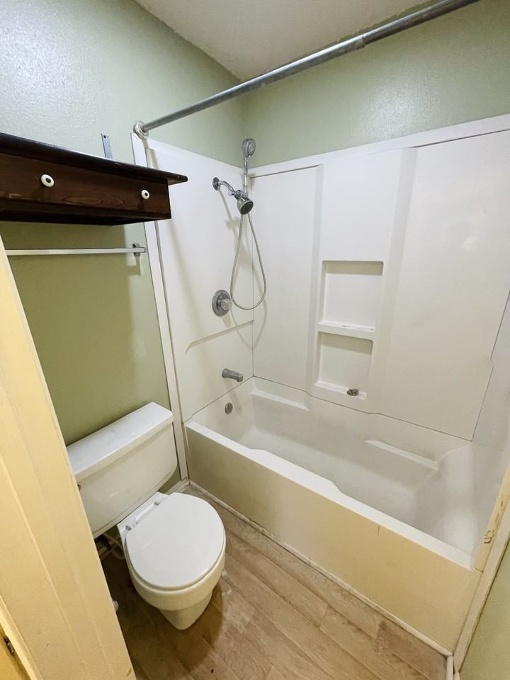 13 Larkspur Ln #13 - Photo 6 of 13