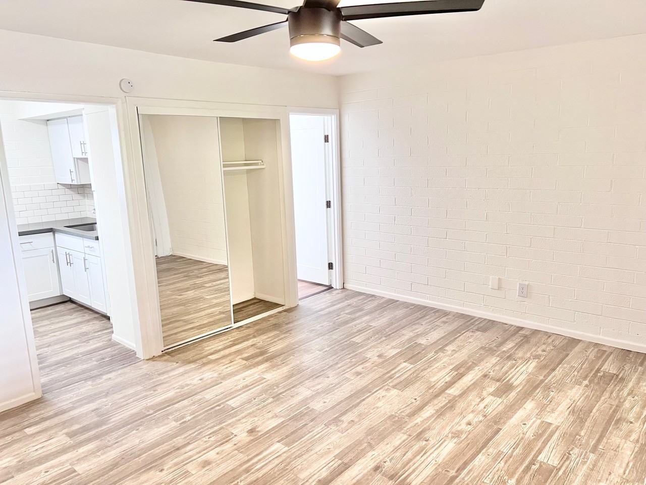 4020 N Parkway Ave #24 - Photo 4 of 30