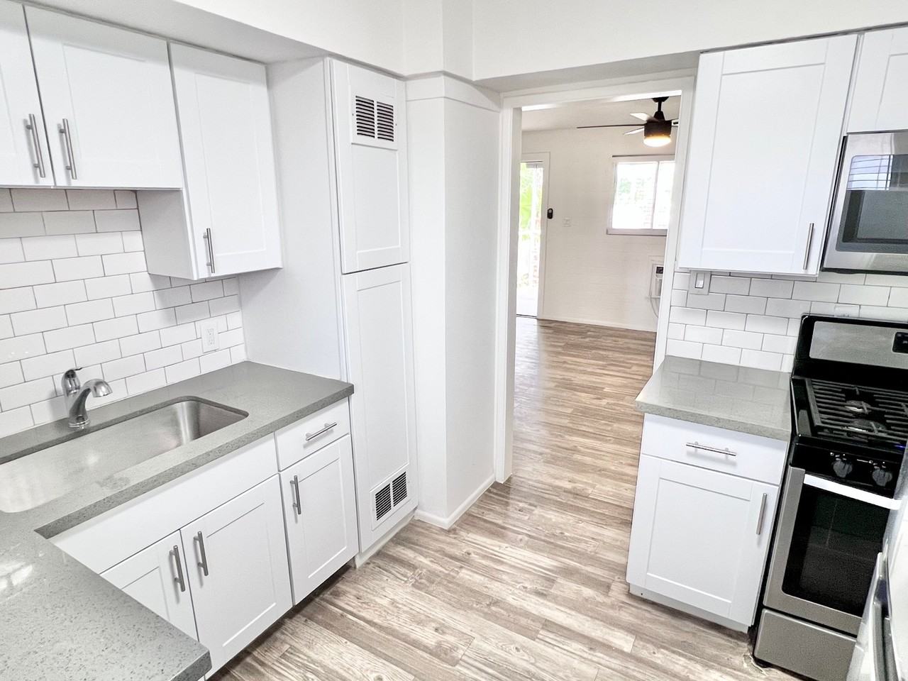 4020 N Parkway Ave #24 - Photo 5 of 30