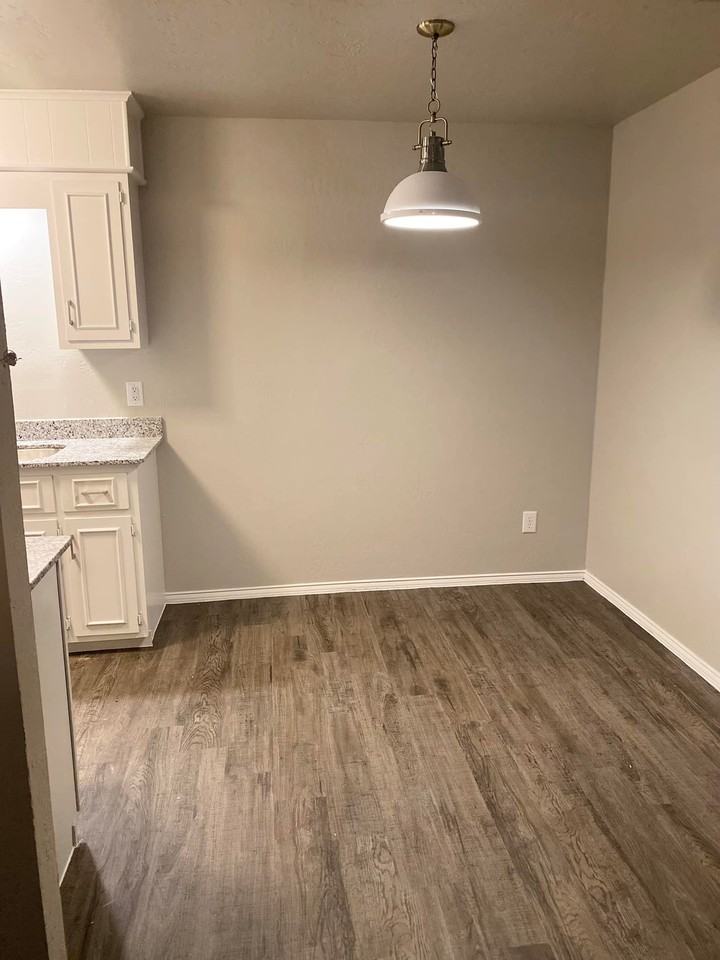 501 Industrial Dr W #503B - Photo 4 of 5