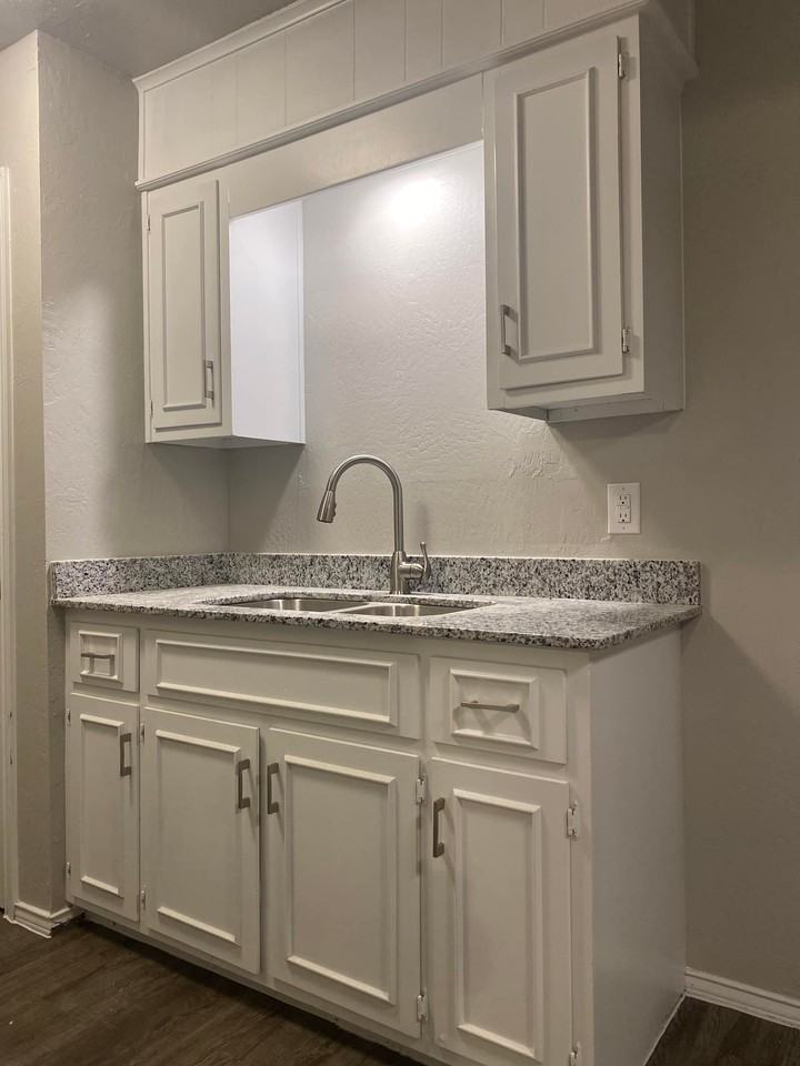 501 Industrial Dr W #503B - Photo 5 of 5