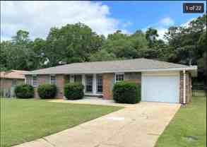 103 Dyer St #NA - Photo 1 of 1