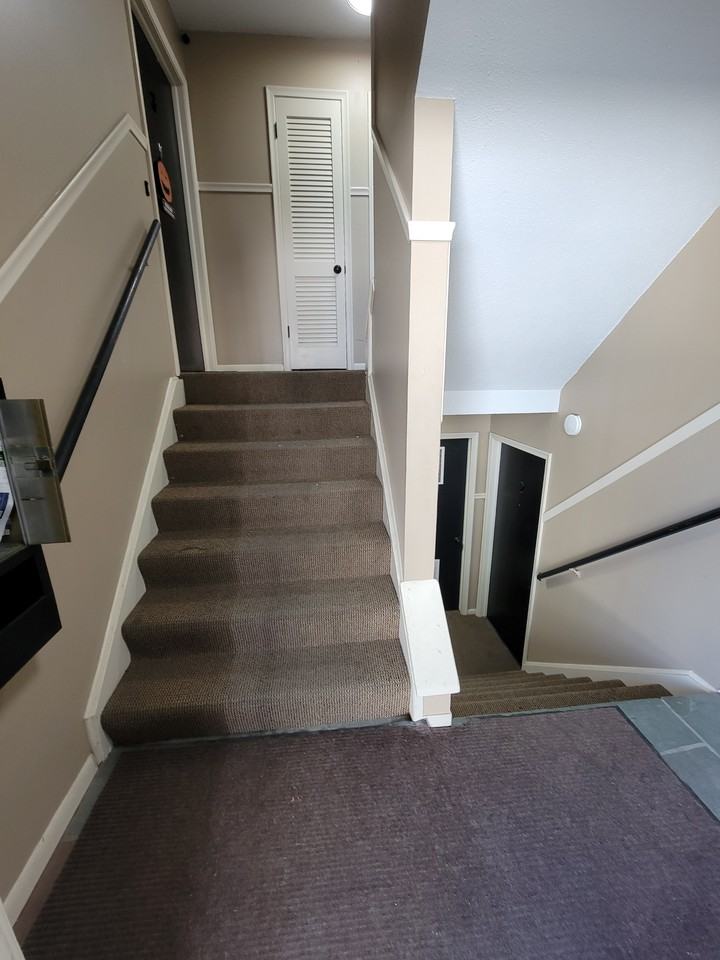 734 S 50th St #6 - Photo 2 of 11