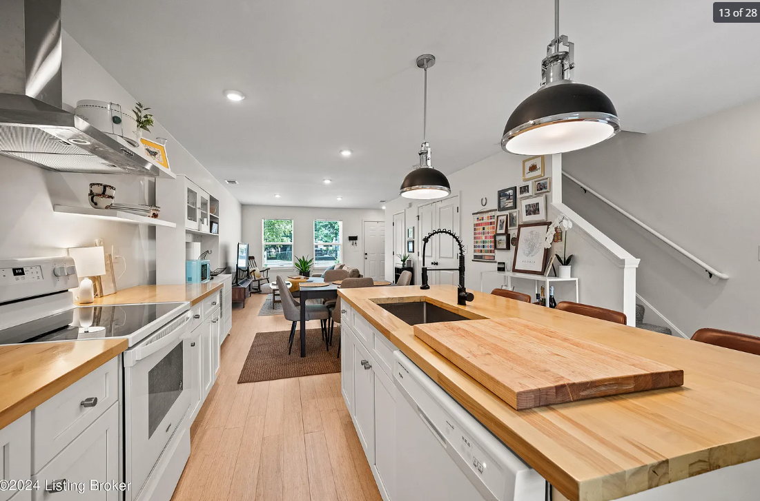 3710 Bashford Ave #NA - Photo 2 of 6