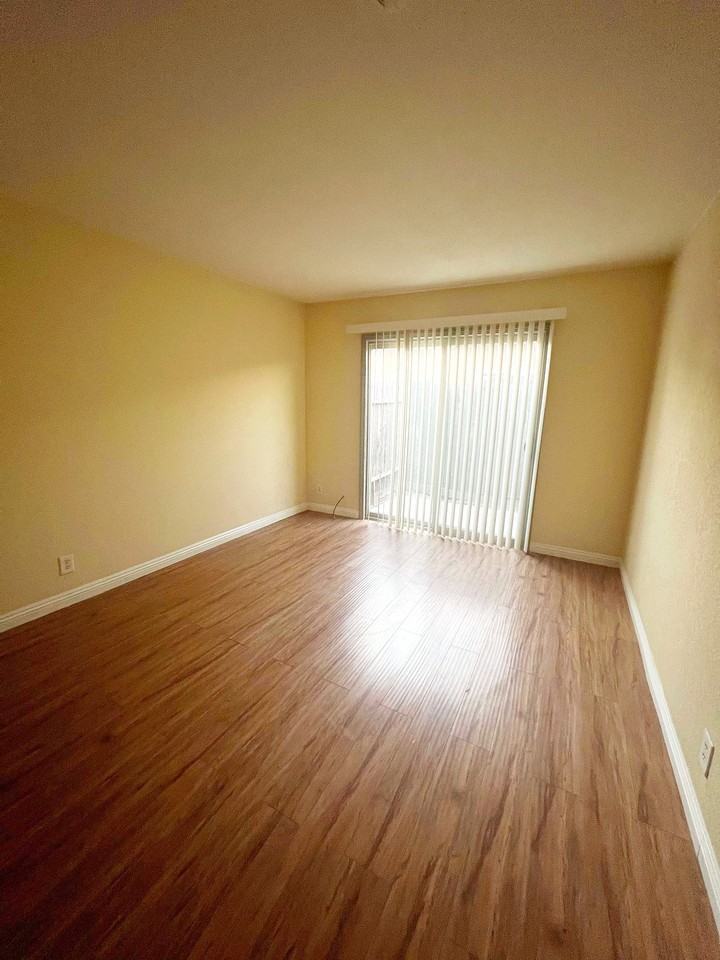 8181 Whitaker St #C - Photo 5 of 5