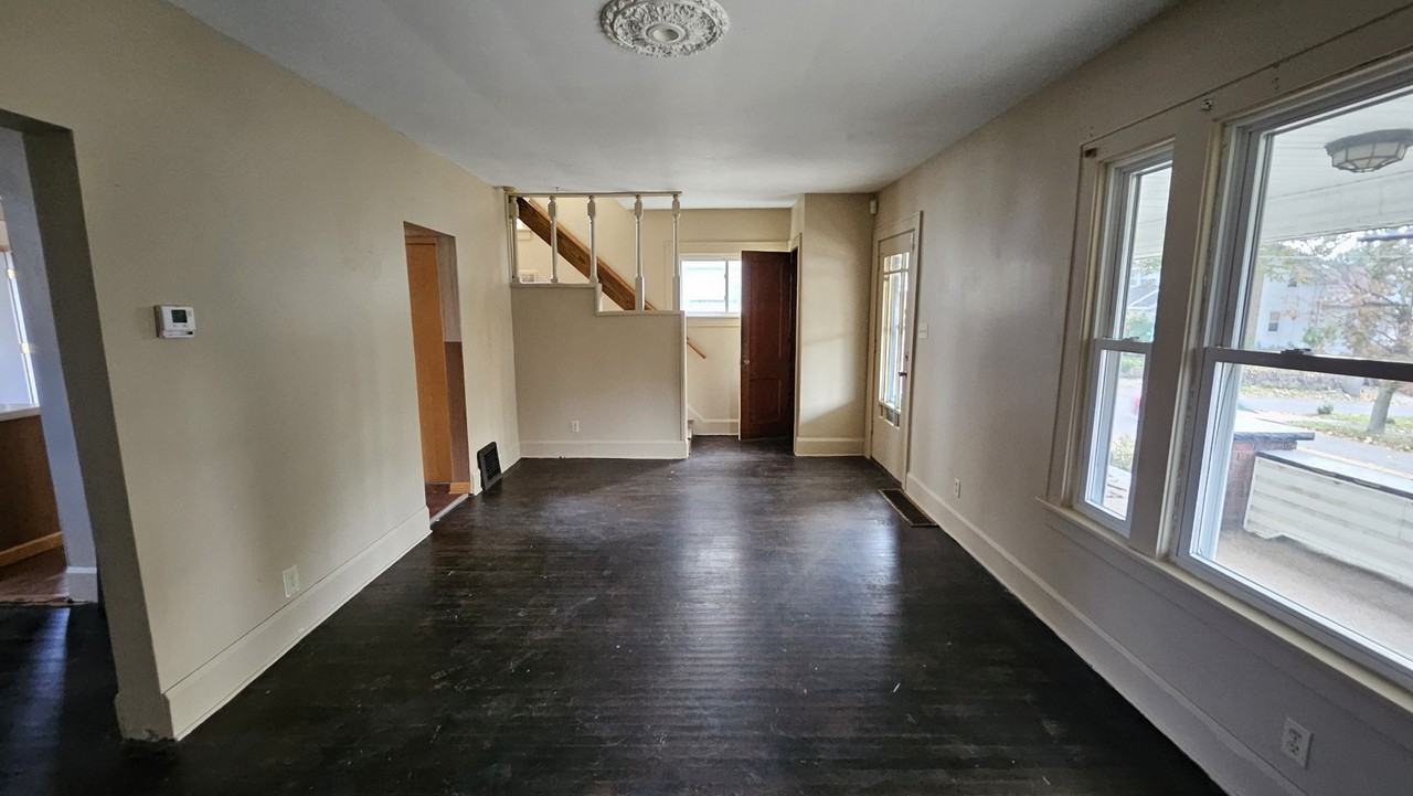 1407 18th St Nw #NA - Photo 2 of 14