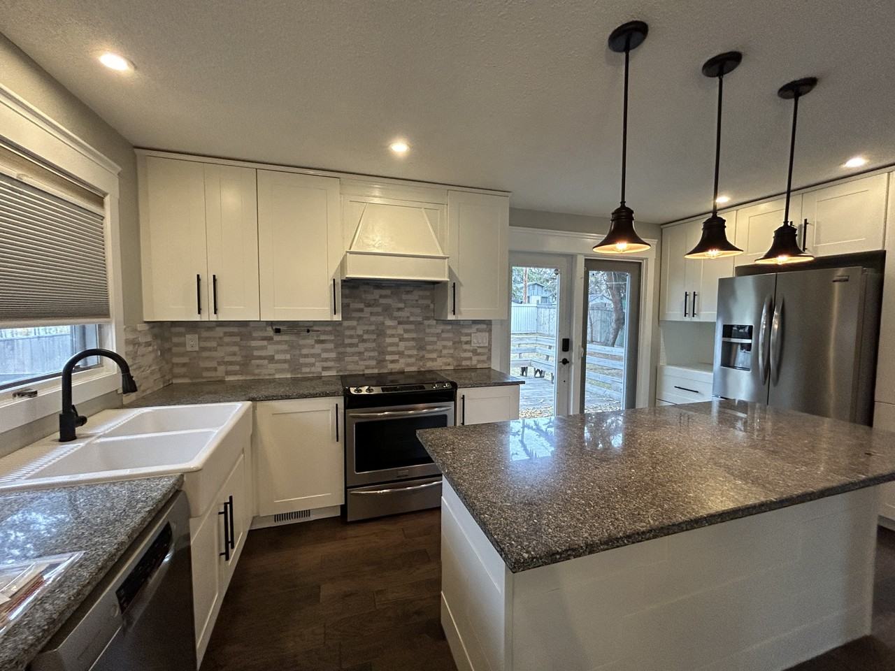 Cozy 3 Bedroom + Den 2 Bathroom Bungalow in Great Location! Dogs negotiable! - Photo 2 of 26