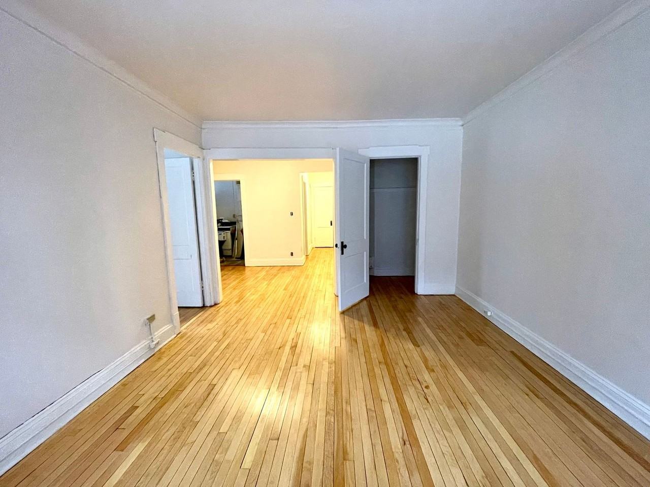 913 E Juneau Ave. - Photo 4 of 30