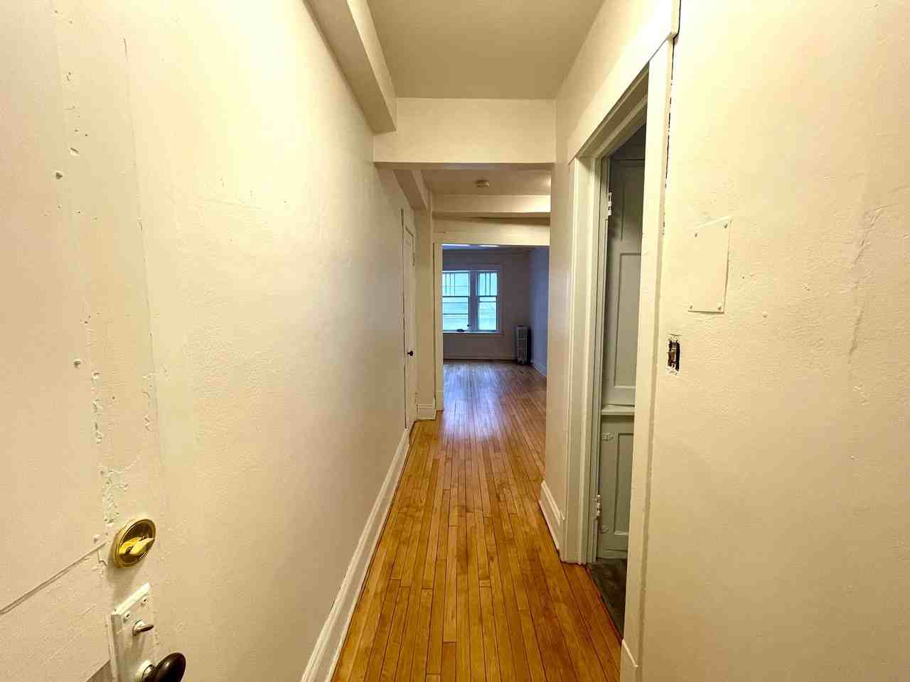 913 E Juneau Ave. - Photo 7 of 30