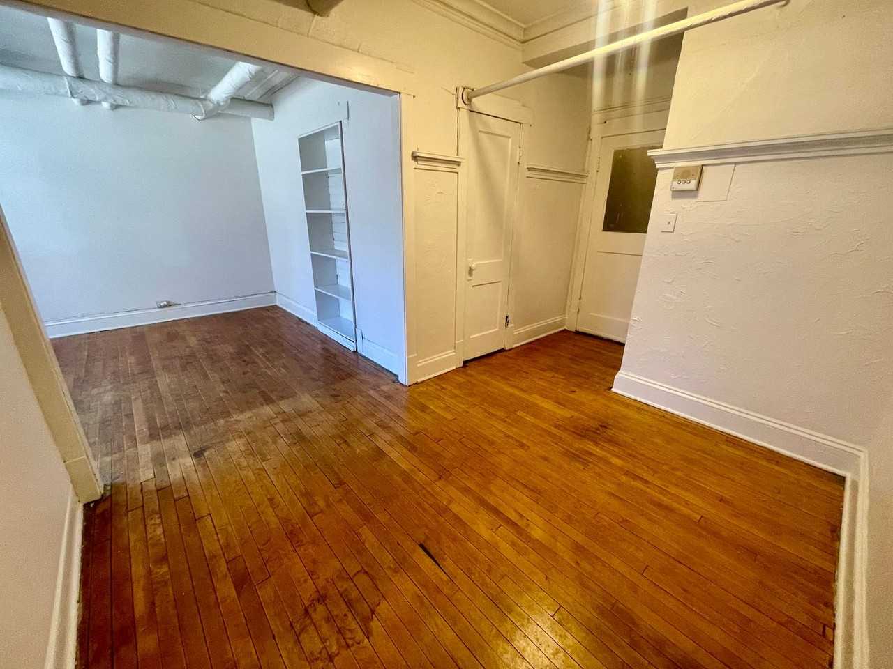 913 E Juneau Ave. - Photo 2 of 18