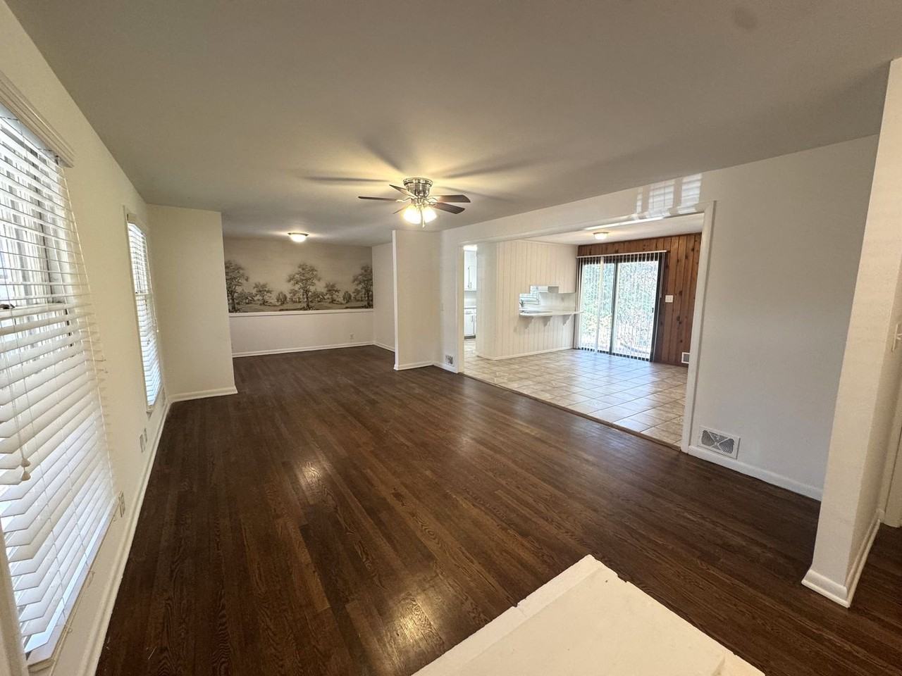 150 Pineview Drive - Photo 3 of 36