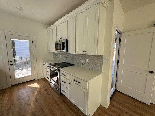 808 Timbers Ct - Photo 2 of 10