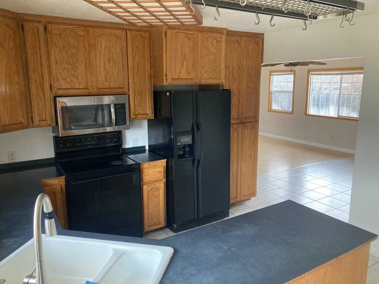 111 Mill Street - Photo 3 of 11