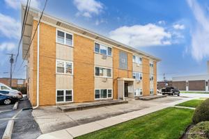 featured image of 4747 N Ronald St