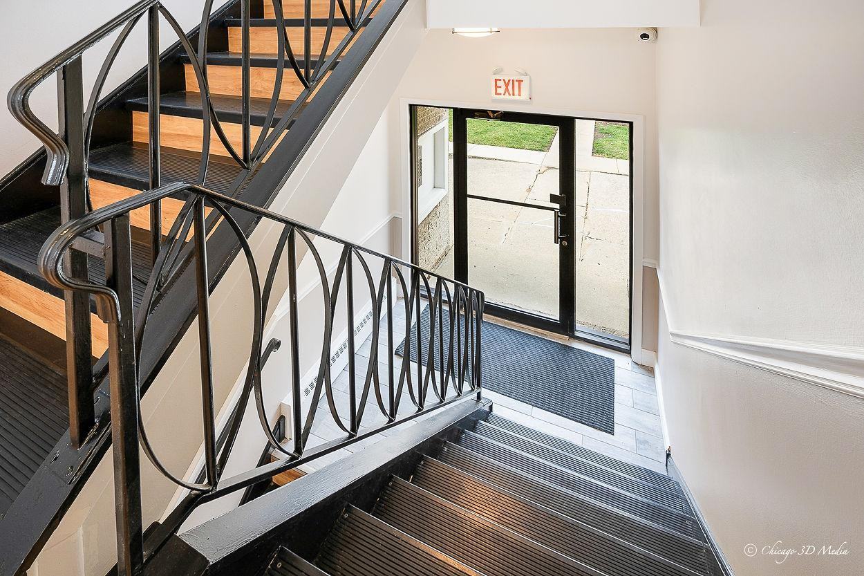 4747 Ronald LLC - Photo 3 of 10