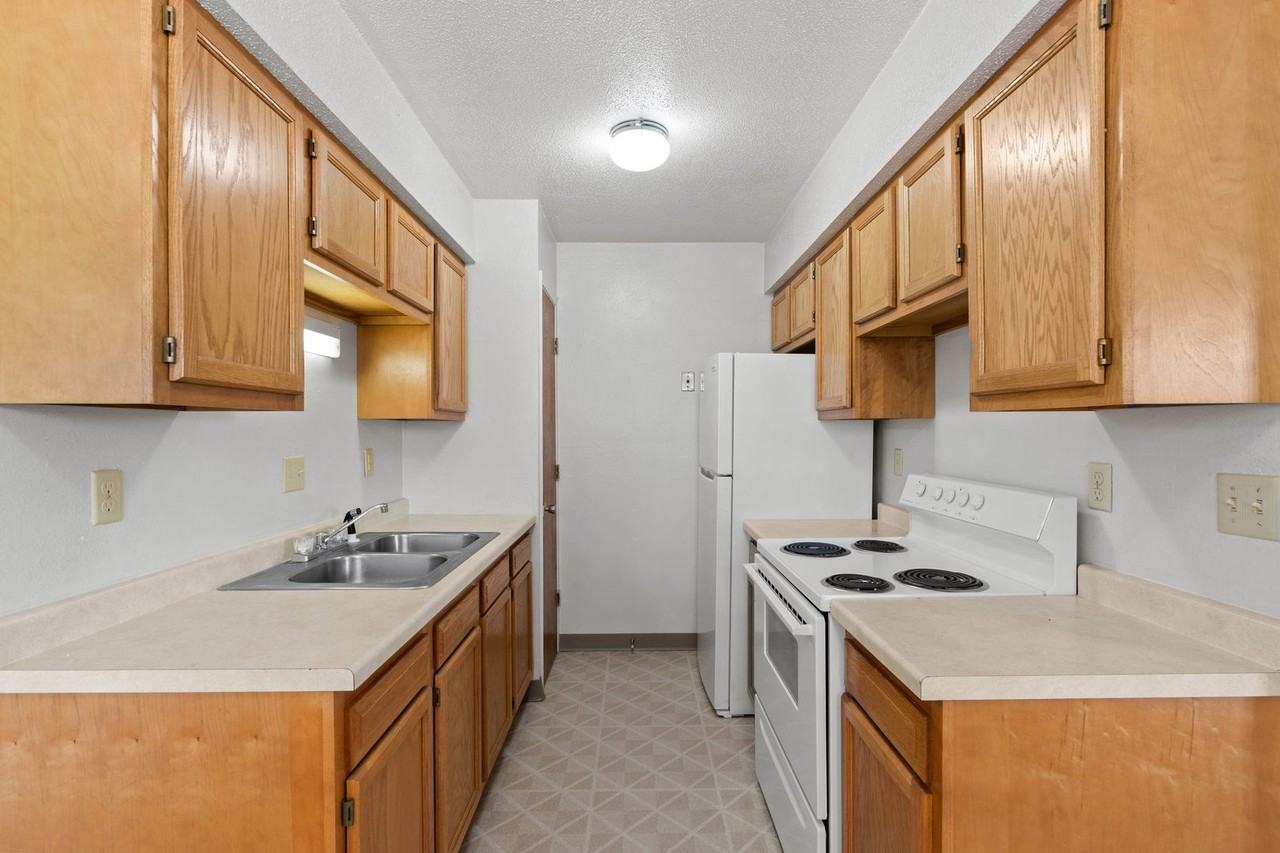 Wisteria Way - Photo 5 of 44