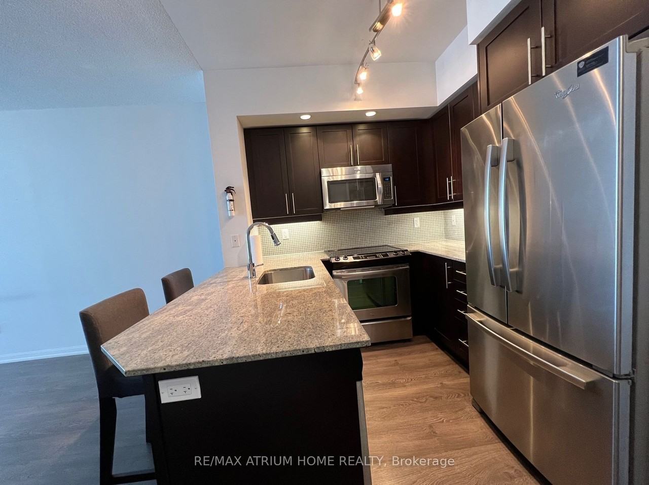 85 East Liberty Street #1502 - Photo 3 of 10