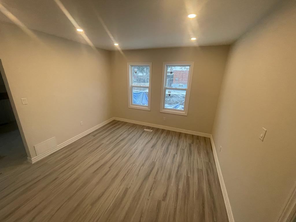 10 Mccowan Rd #1 - Photo 2 of 12